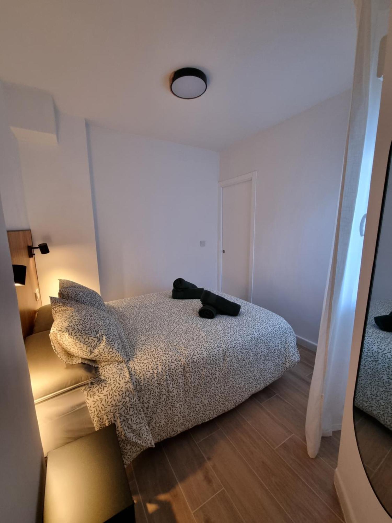 Apartamento Playa Victoria I Кадис Екстериор снимка